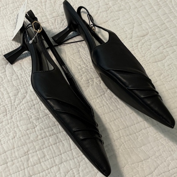 ๐NWT H&M Black Slingback Women's Kitten heel Shoes 8๐ - Picture 3 of 6